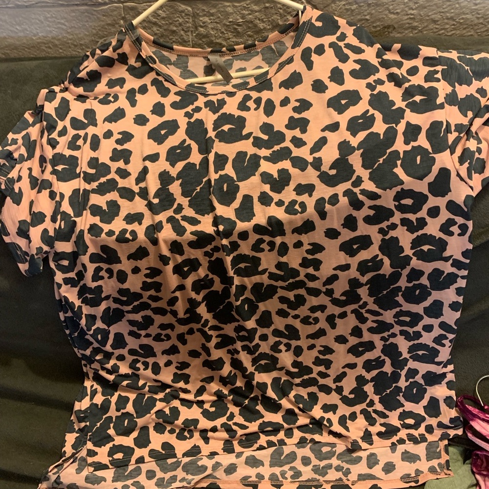Honey me top light pink and navy animal print